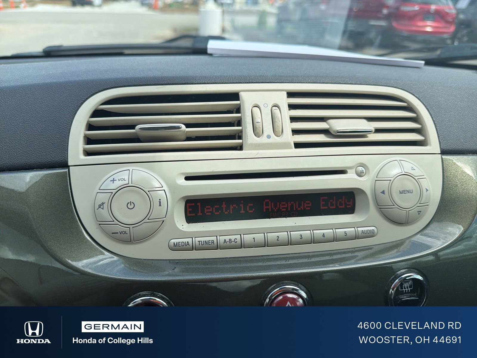 Used 2015 FIAT 500 Pop FWD image 9