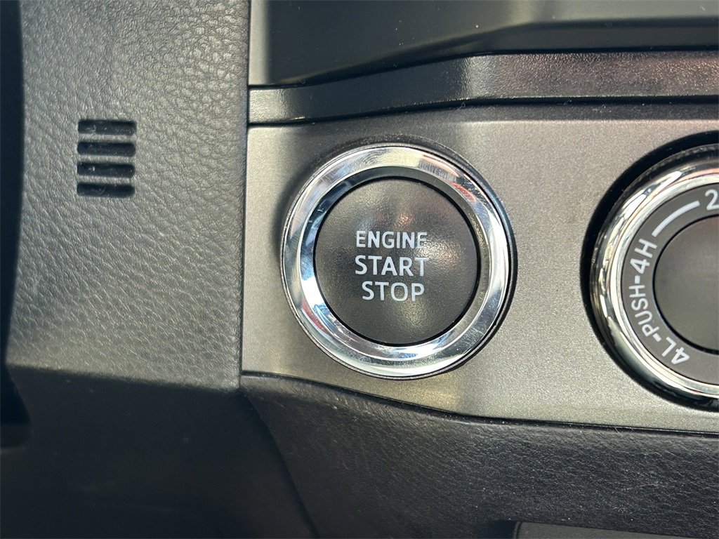 Used 2021 Toyota Tacoma TRD Off-Road image 30