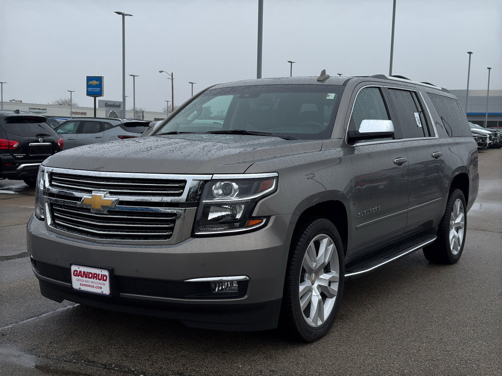 Used 2017 Chevrolet Suburban Premier image 2