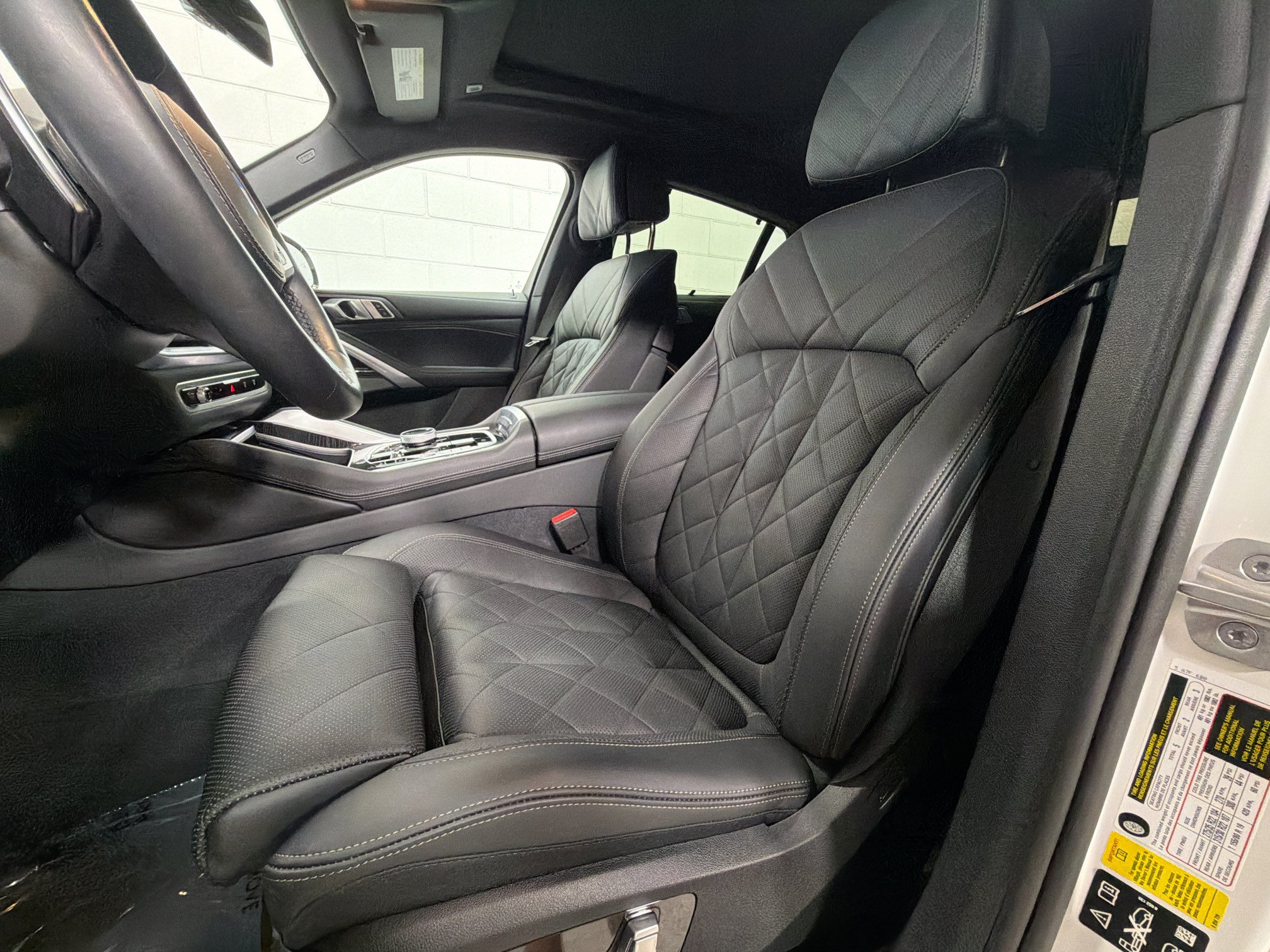 Used 2024 BMW X6 xDrive40i w/ Executive Package AWD/4WD image 5