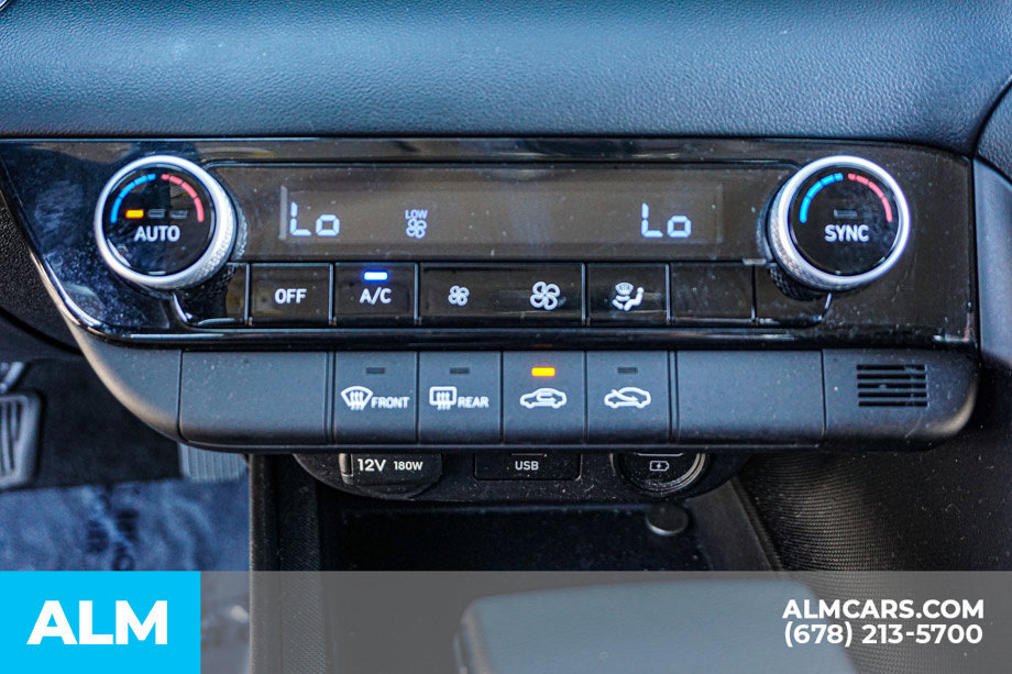 Used 2023 Hyundai Elantra SEL FWD image 39