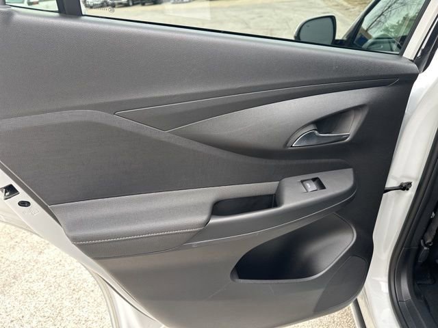 Used 2025 Buick Envista Avenir image 53