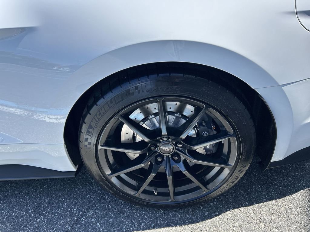 Used 2018 Ford Mustang Shelby GT350 w/ Convenience Package RWD image 10