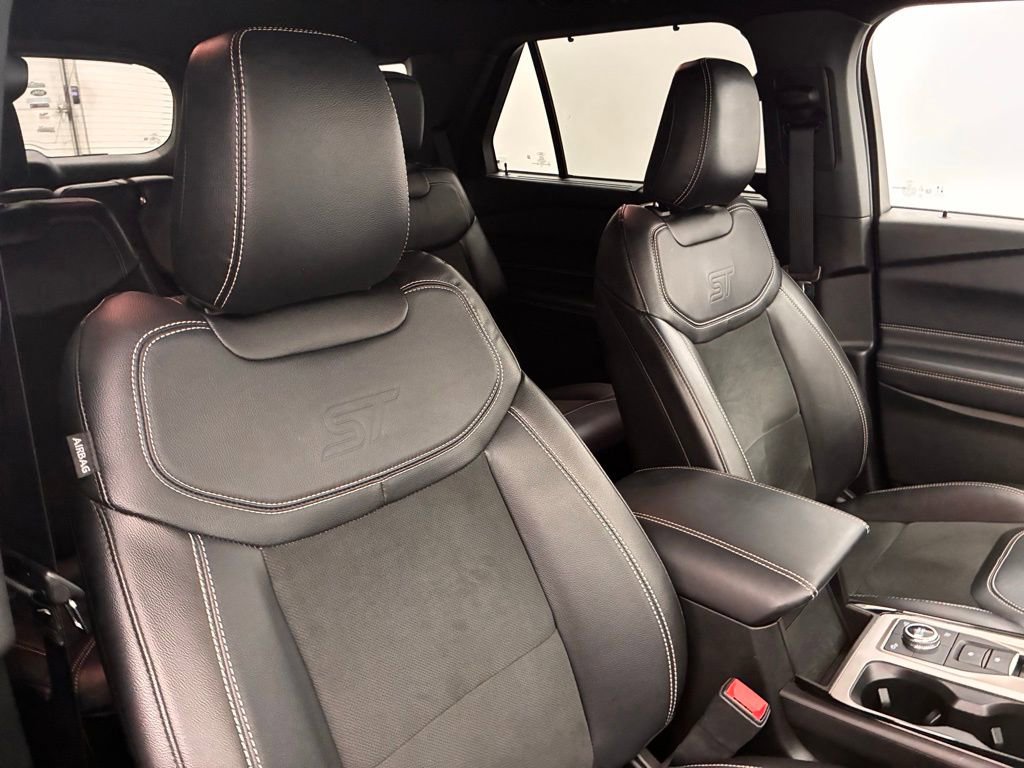 Certified 2023 Ford Explorer ST image 29