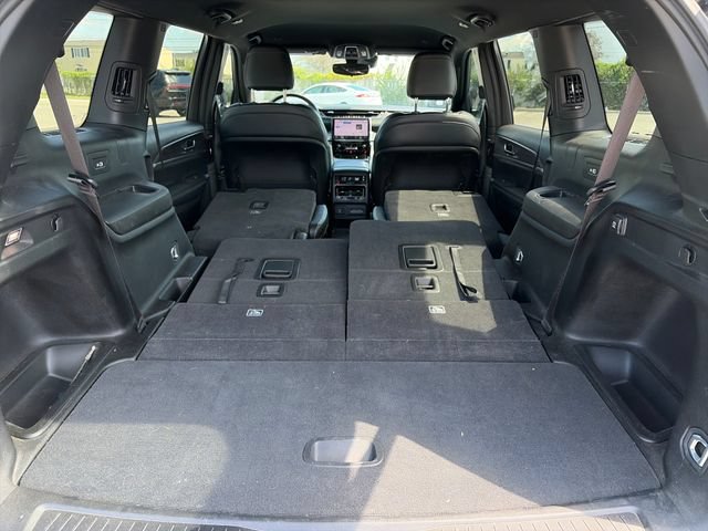 Used 2025 Jeep Grand Cherokee L Limited AWD/4WD image 35