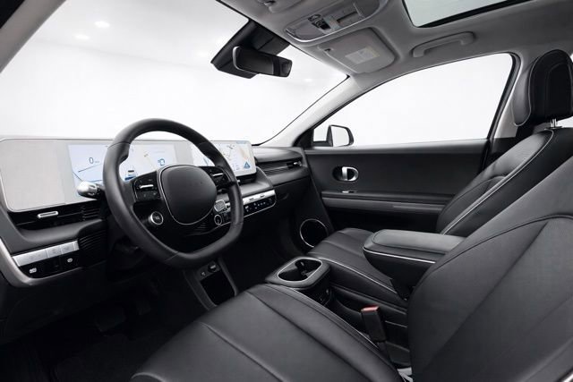 Used 2024 Hyundai Ioniq 5 Limited image 11