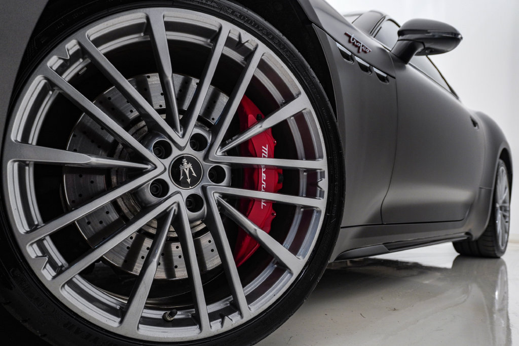 Certified 2024 Maserati GranTurismo Trofeo AWD/4WD image 5
