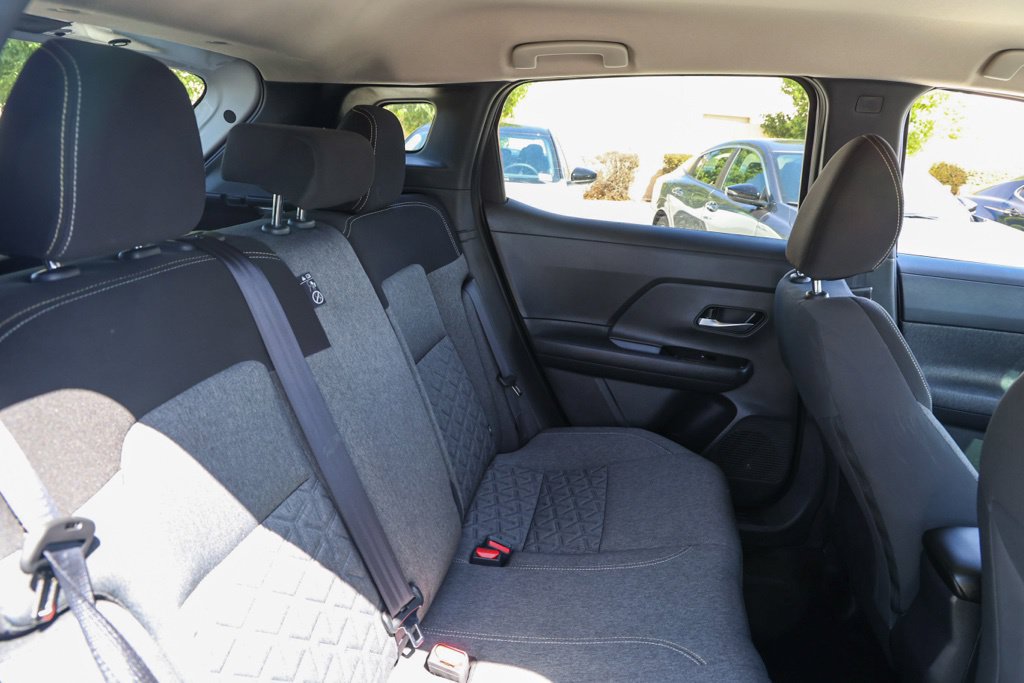 New 2026 Nissan Kicks SV FWD image 18