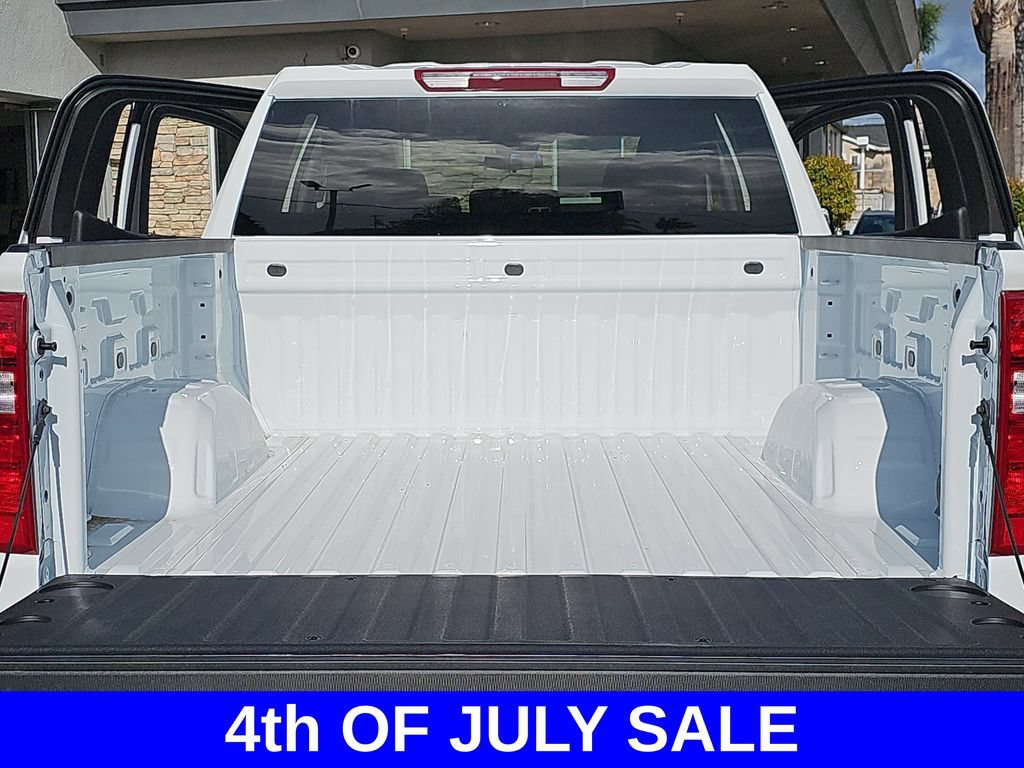 New 2026 Chevrolet Silverado 1500 Custom Trail Boss w/ Turbomax Blackout Package AWD/4WD image 12