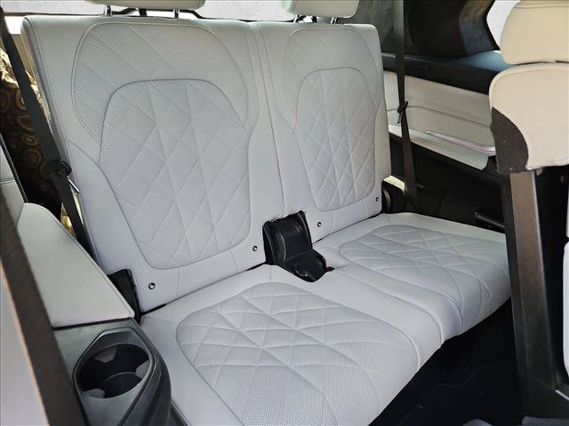 Certified 2023 BMW X7 xDrive40i w/ M Sport Package AWD/4WD image 21
