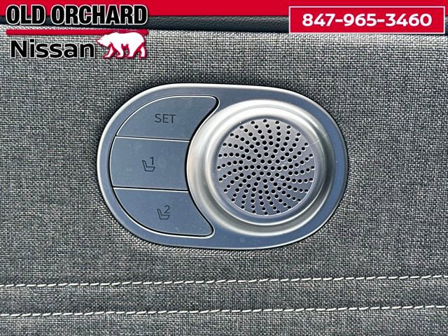 Used 2024 Hyundai Elantra Limited FWD image 11