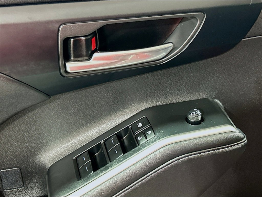 Used 2024 Toyota Highlander XLE image 15