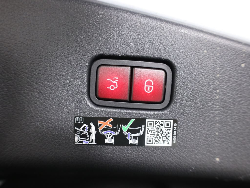 Certified 2026 Mercedes-Benz CLE 450 4MATIC Coupe image 70