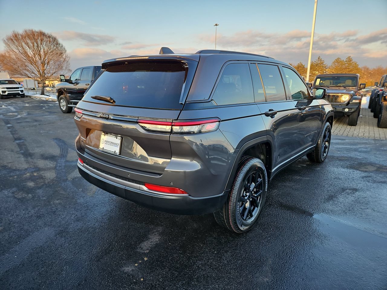 New 2026 Jeep Grand Cherokee Altitude AWD/4WD image 7
