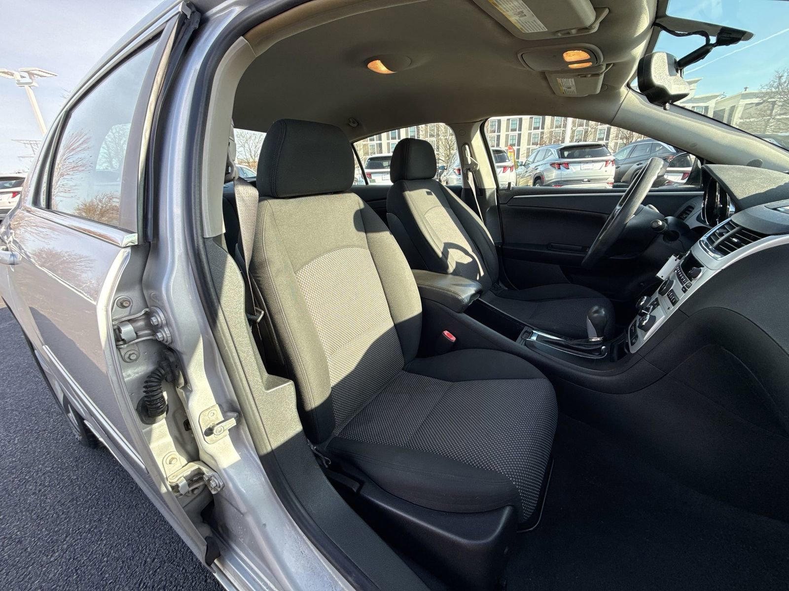 Used 2009 Chevrolet Malibu LT w/ Power Convenience Package image 23