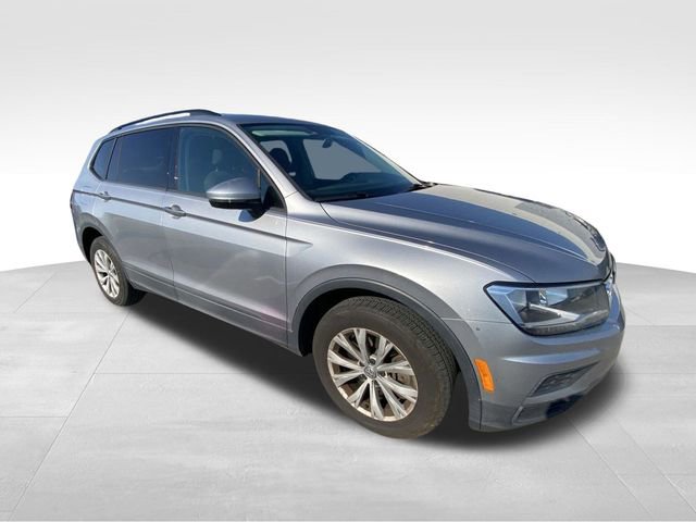 Used 2020 Volkswagen Tiguan S w/ 3rd Row Seat Package AWD/4WD image 15