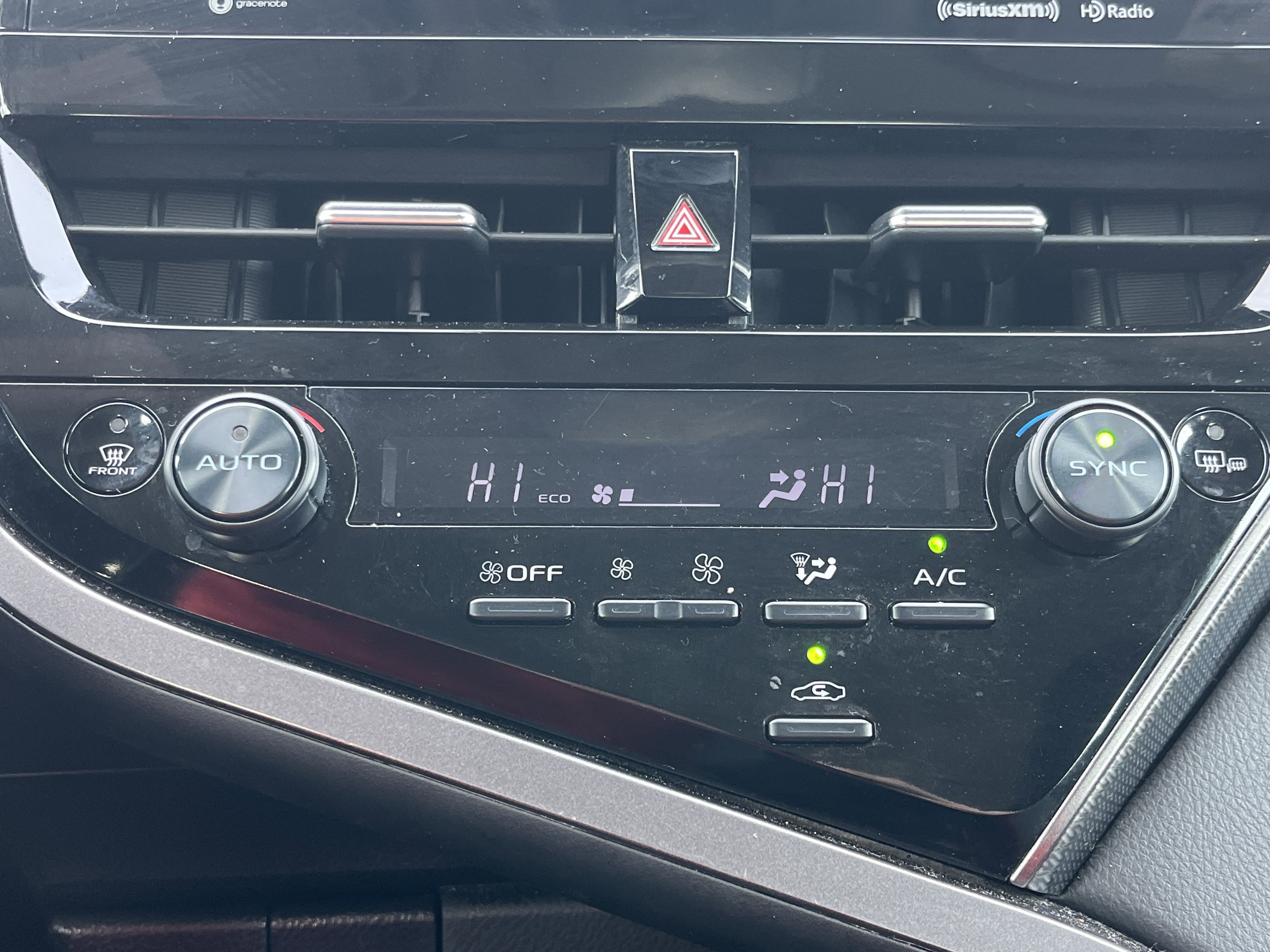 Used 2024 Toyota Camry XSE image 6