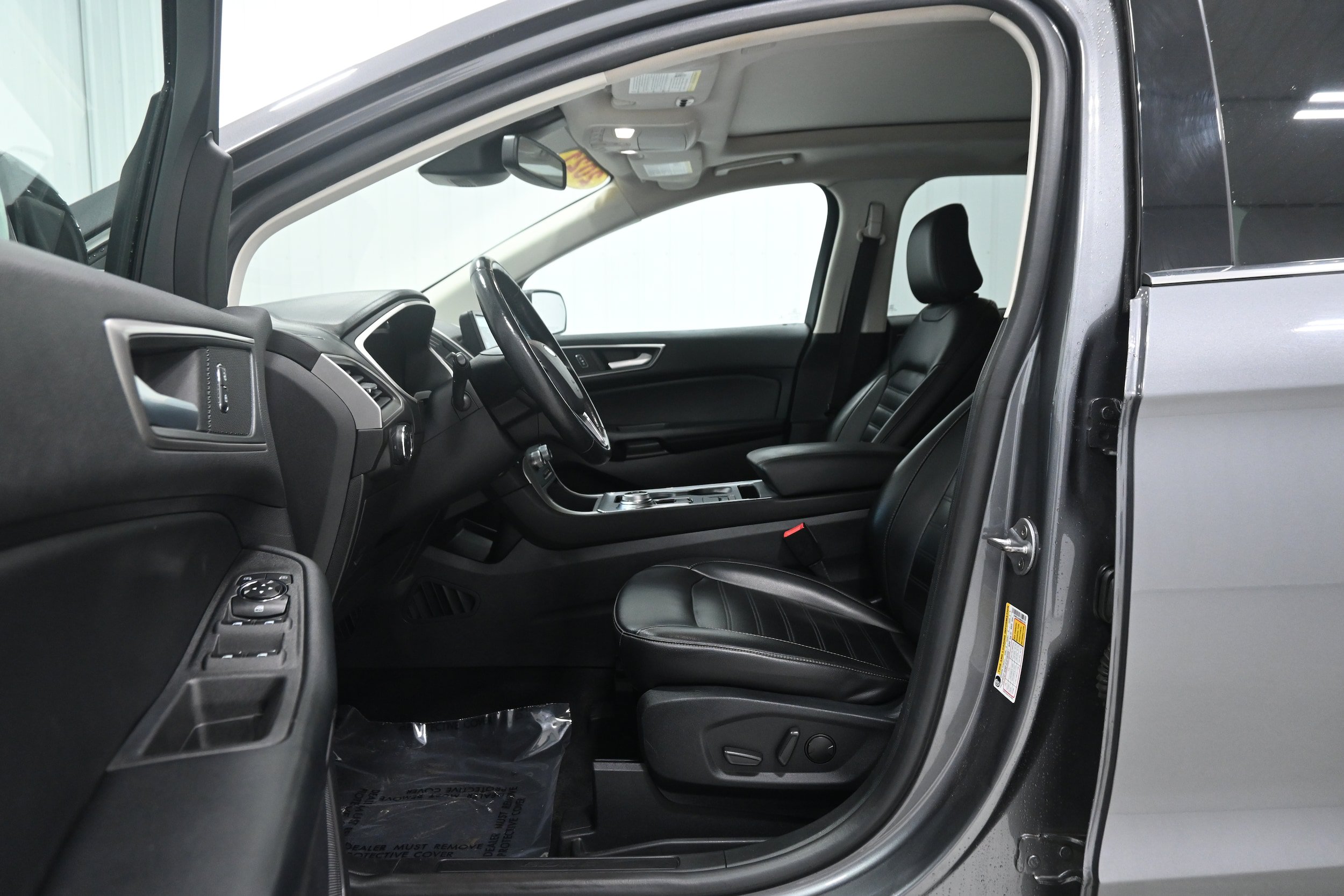 Used 2021 Ford Edge SEL w/ Convenience Package AWD/4WD image 5