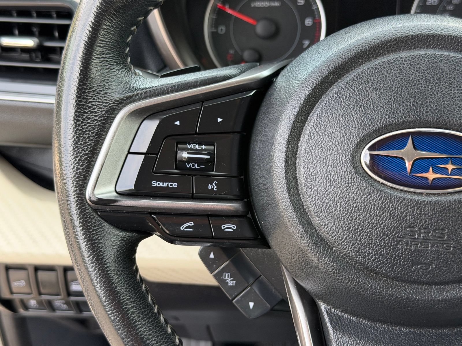 Used 2019 Subaru Ascent Premium AWD/4WD image 17