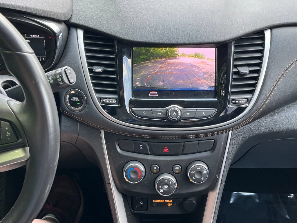 Certified 2020 Chevrolet Trax LT w/ LT Convenience Package FWD image 14