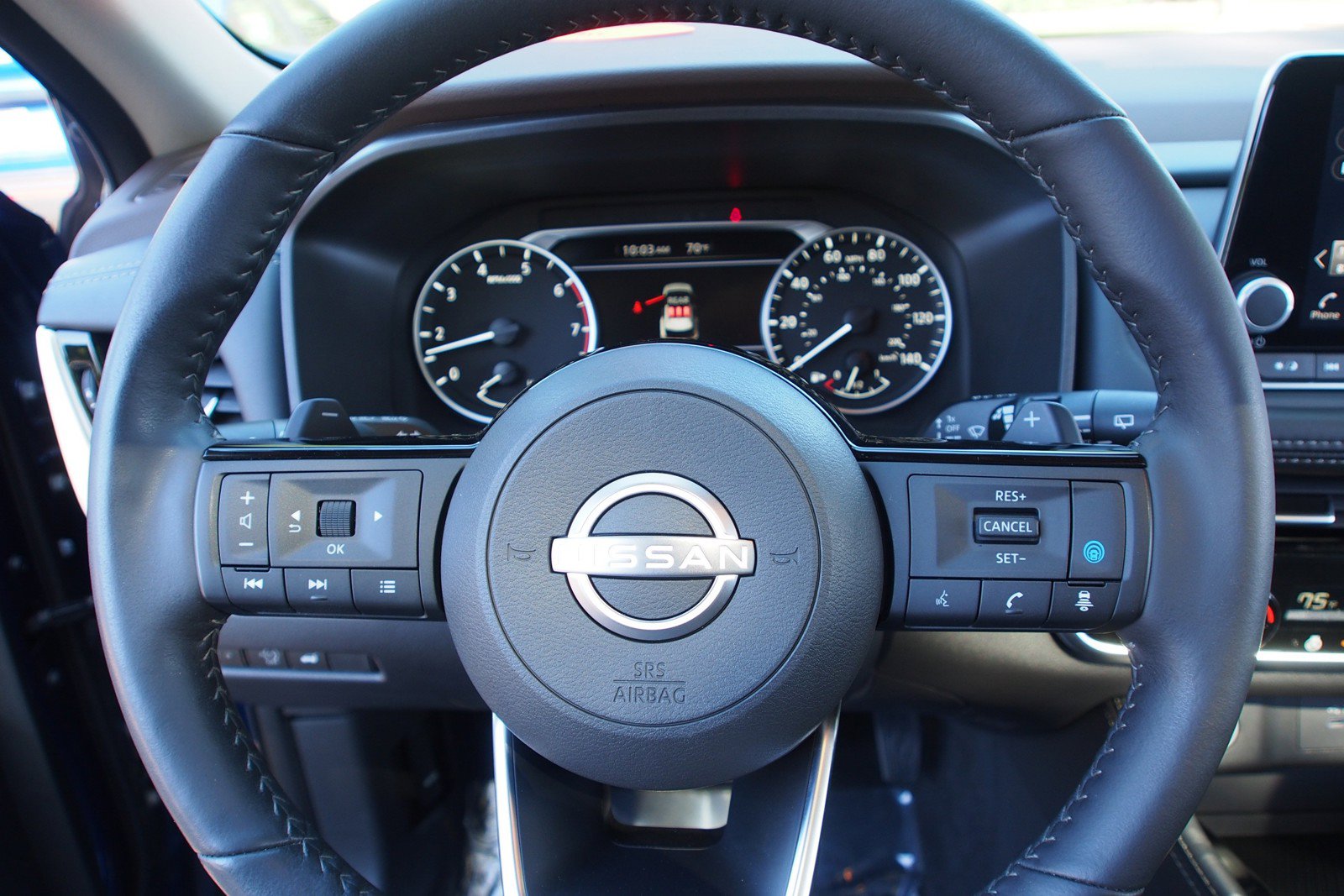 Used 2023 Nissan Rogue SL AWD/4WD image 22