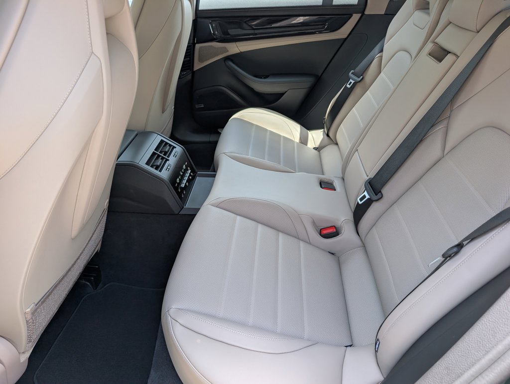 New 2026 Porsche Panamera 4 AWD/4WD image 21