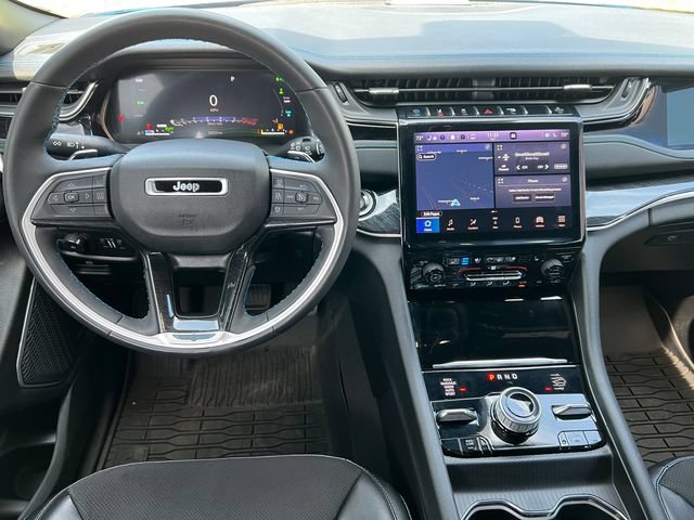 Used 2023 Jeep Grand Cherokee Trailhawk AWD/4WD image 3