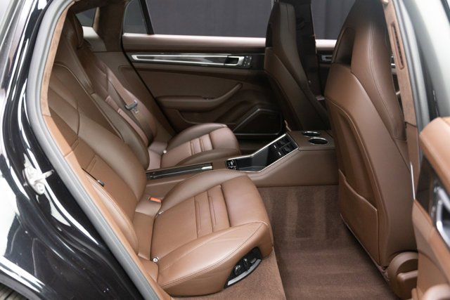 Used 2023 Porsche Panamera 4S Executive image 71