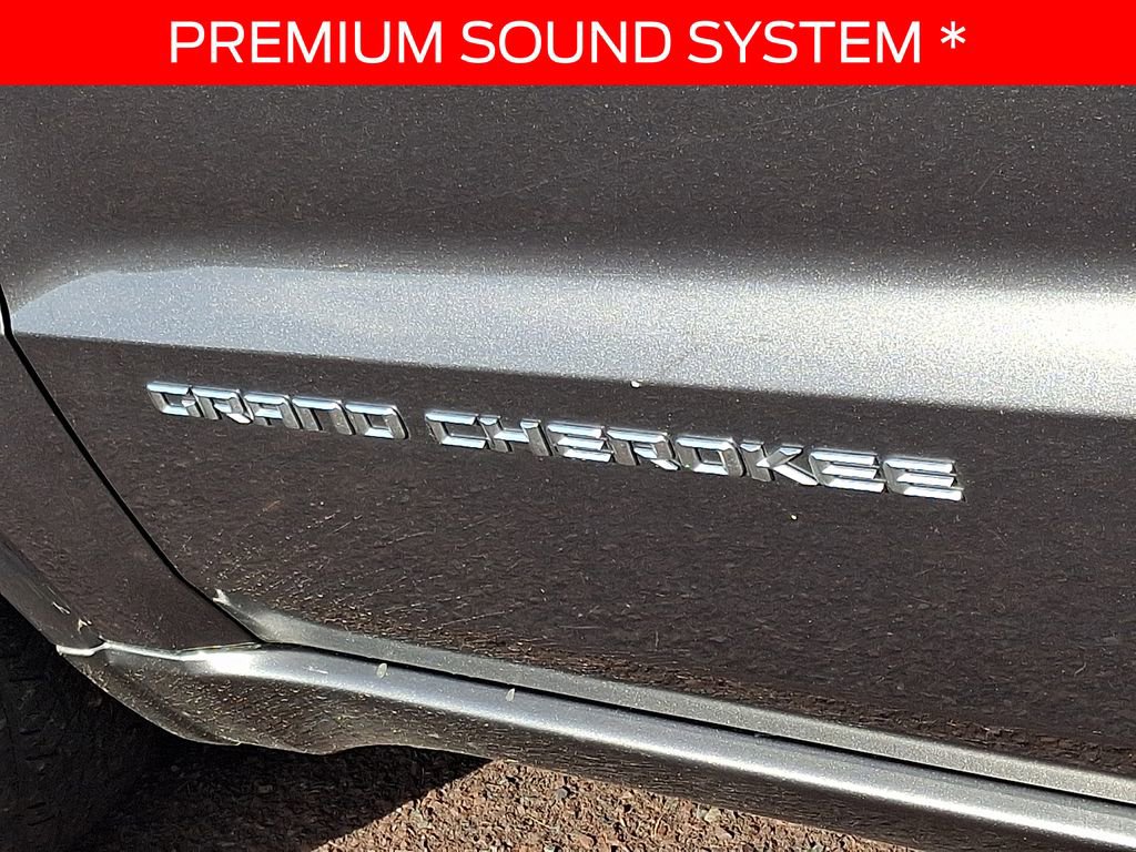 Used 2015 Jeep Grand Cherokee Overland image 33