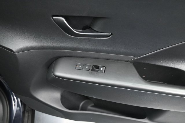 Used 2025 Hyundai Kona SEL AWD/4WD image 36