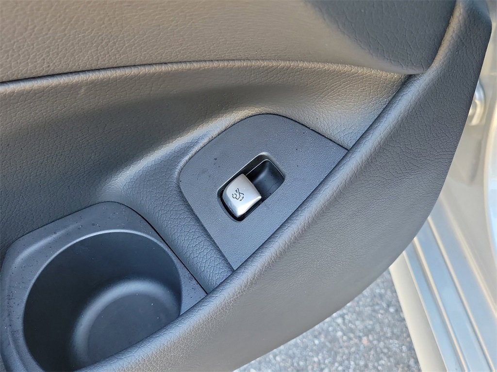 Used 2022 Mercedes-Benz E 350 Sedan image 23