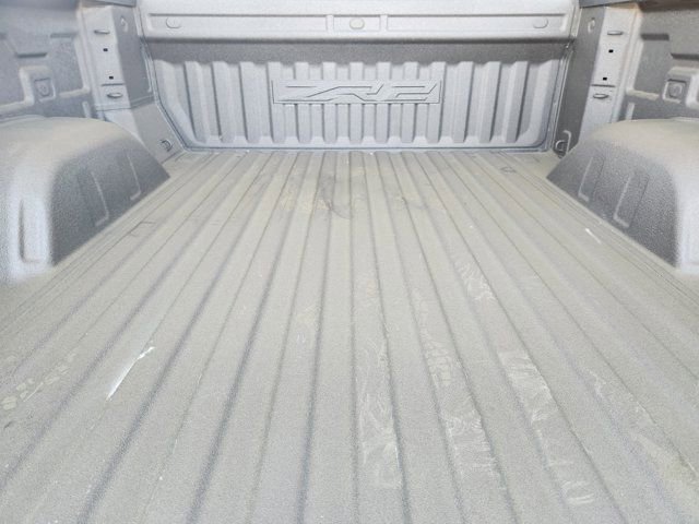 Used 2024 Chevrolet Silverado 1500 ZR2 w/ Technology Package image 34