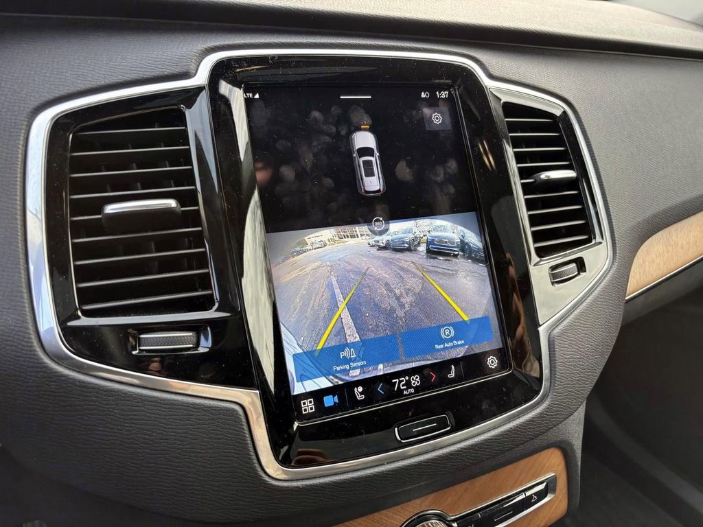 Used 2023 Volvo XC90 T8 Plus w/ Protection Package Premier image 21