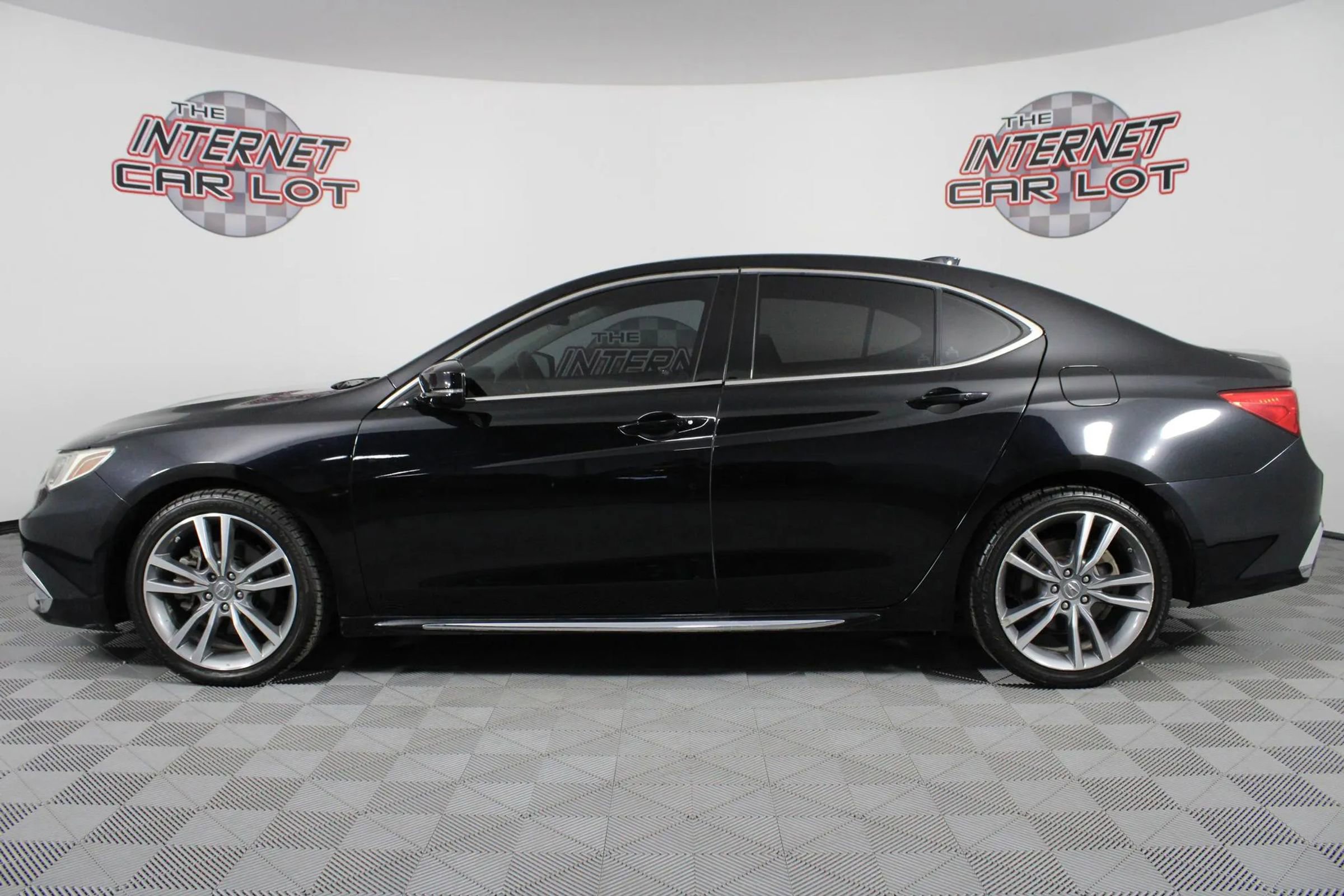 Used 2020 Acura TLX V6 w/ Technology Package image 4