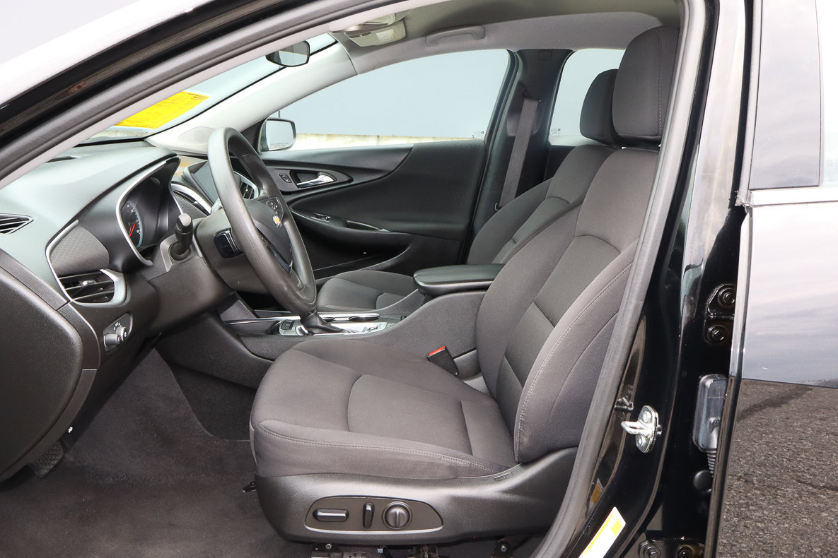 Used 2023 Chevrolet Malibu LT image 7