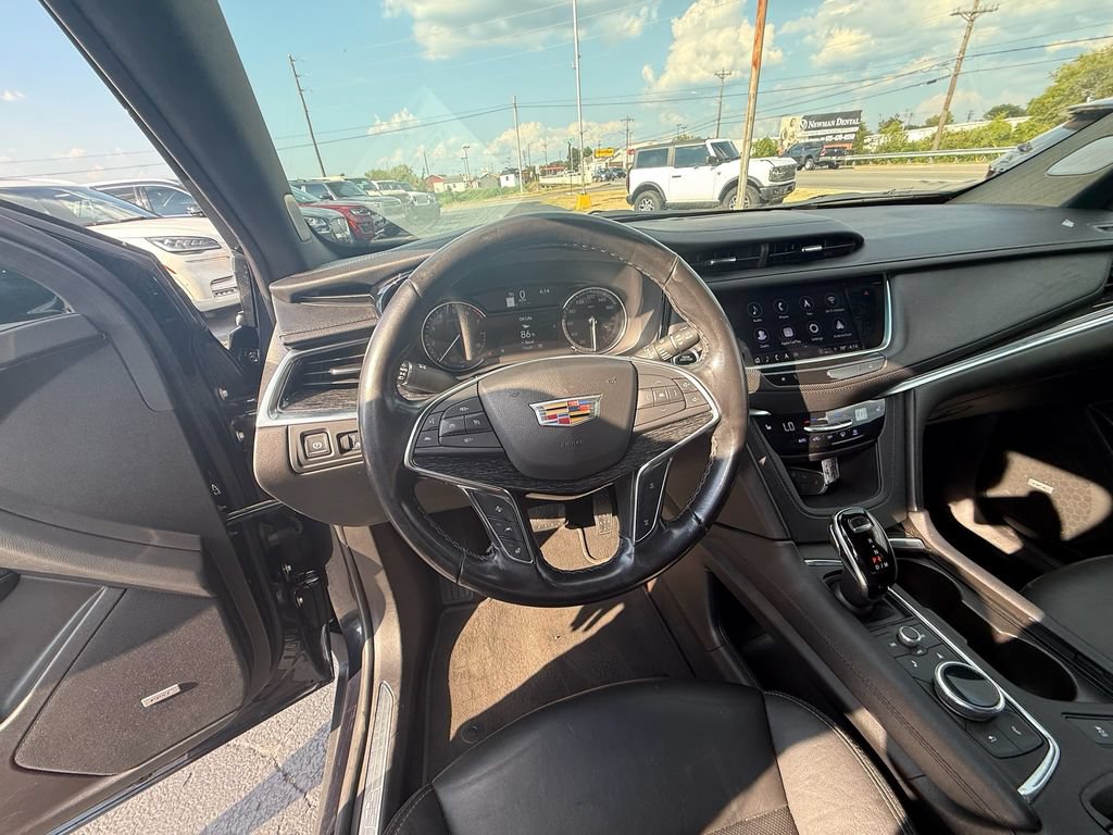Used 2021 Cadillac XT5 Premium Luxury AWD/4WD image 16