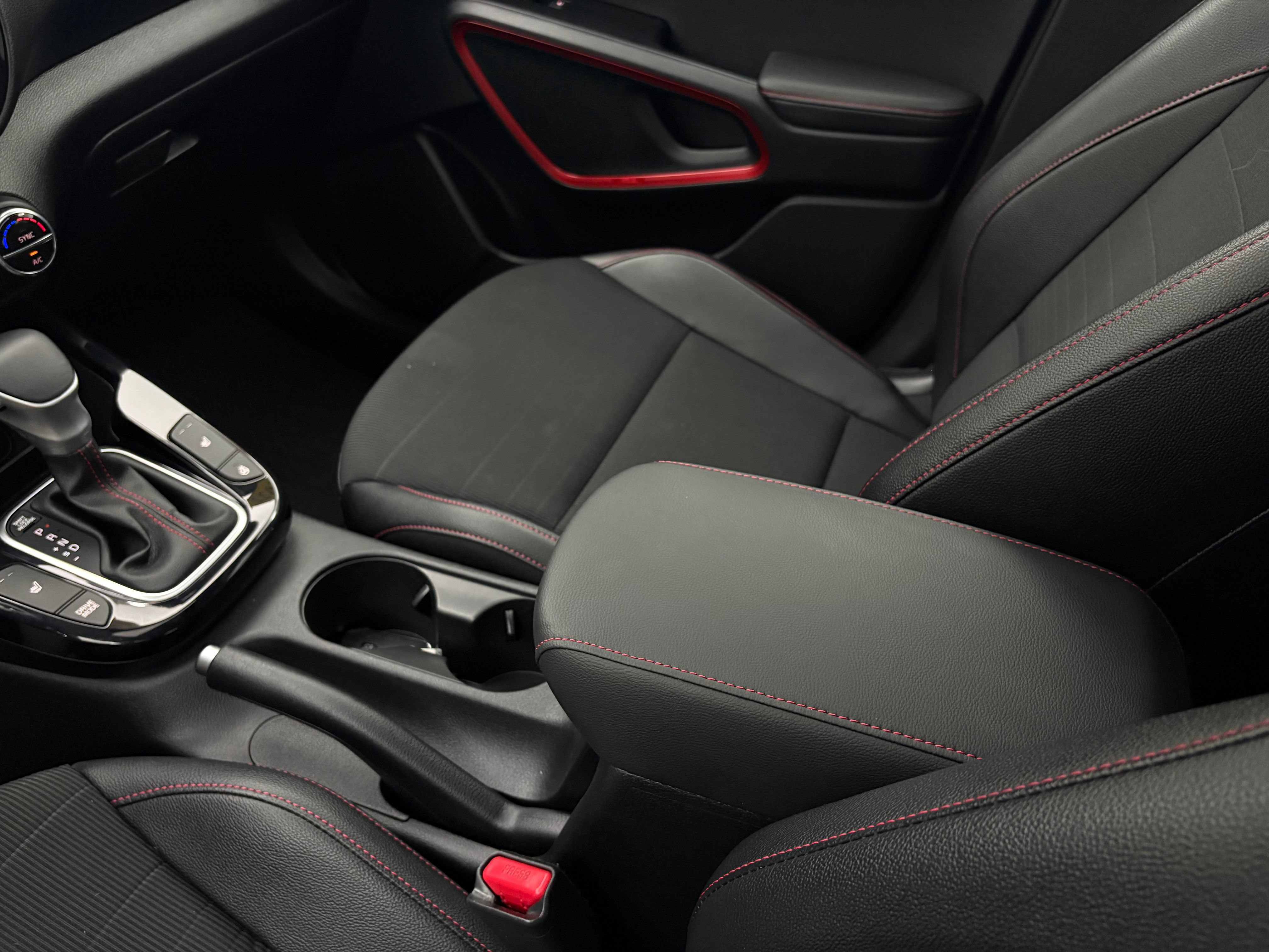 Used 2022 Kia Soul Turbo FWD image 27