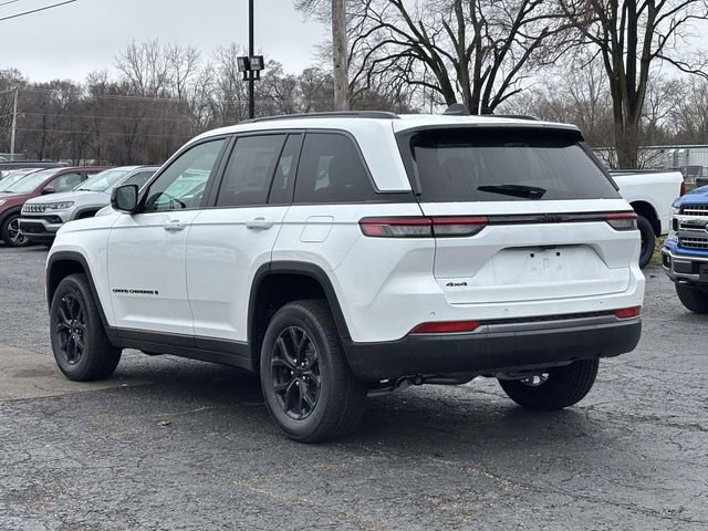 New 2026 Jeep Grand Cherokee Laredo image 12