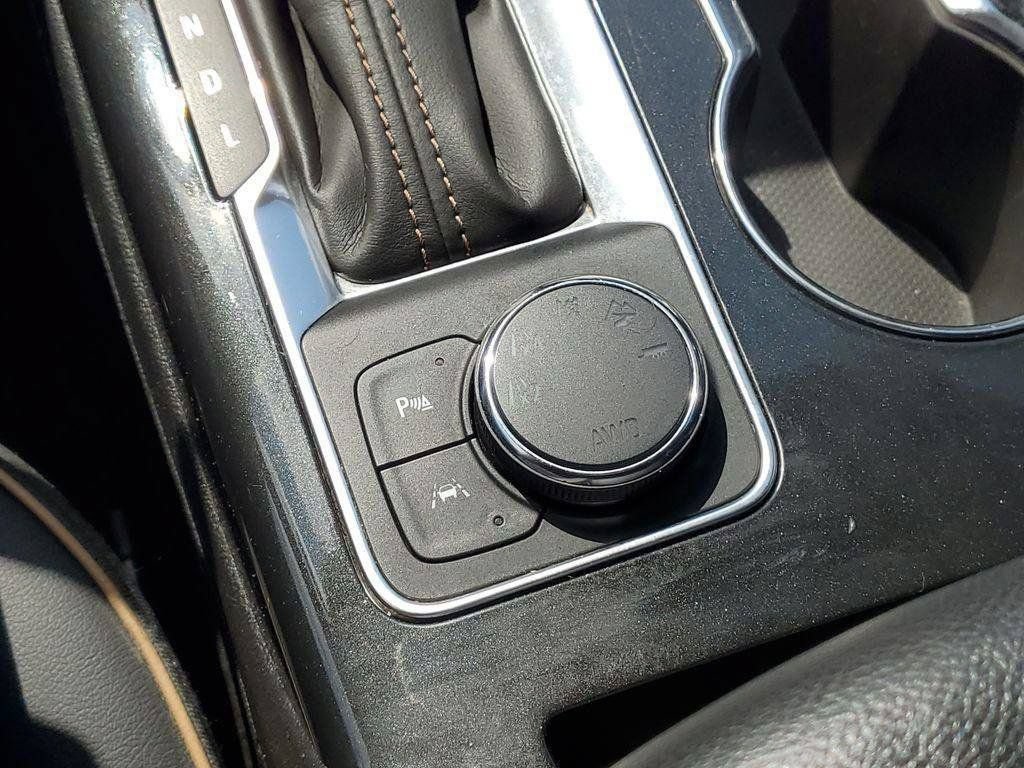 Used 2019 Chevrolet Blazer Premier w/ Sun and Wheels Package AWD/4WD image 20