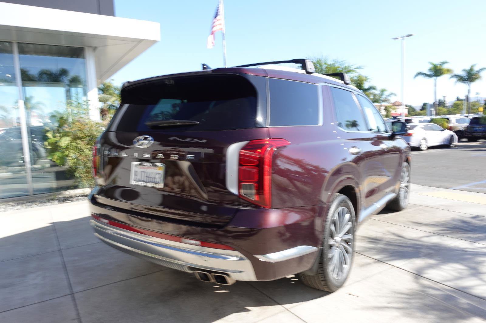 Used 2024 Hyundai Palisade Calligraphy image 9