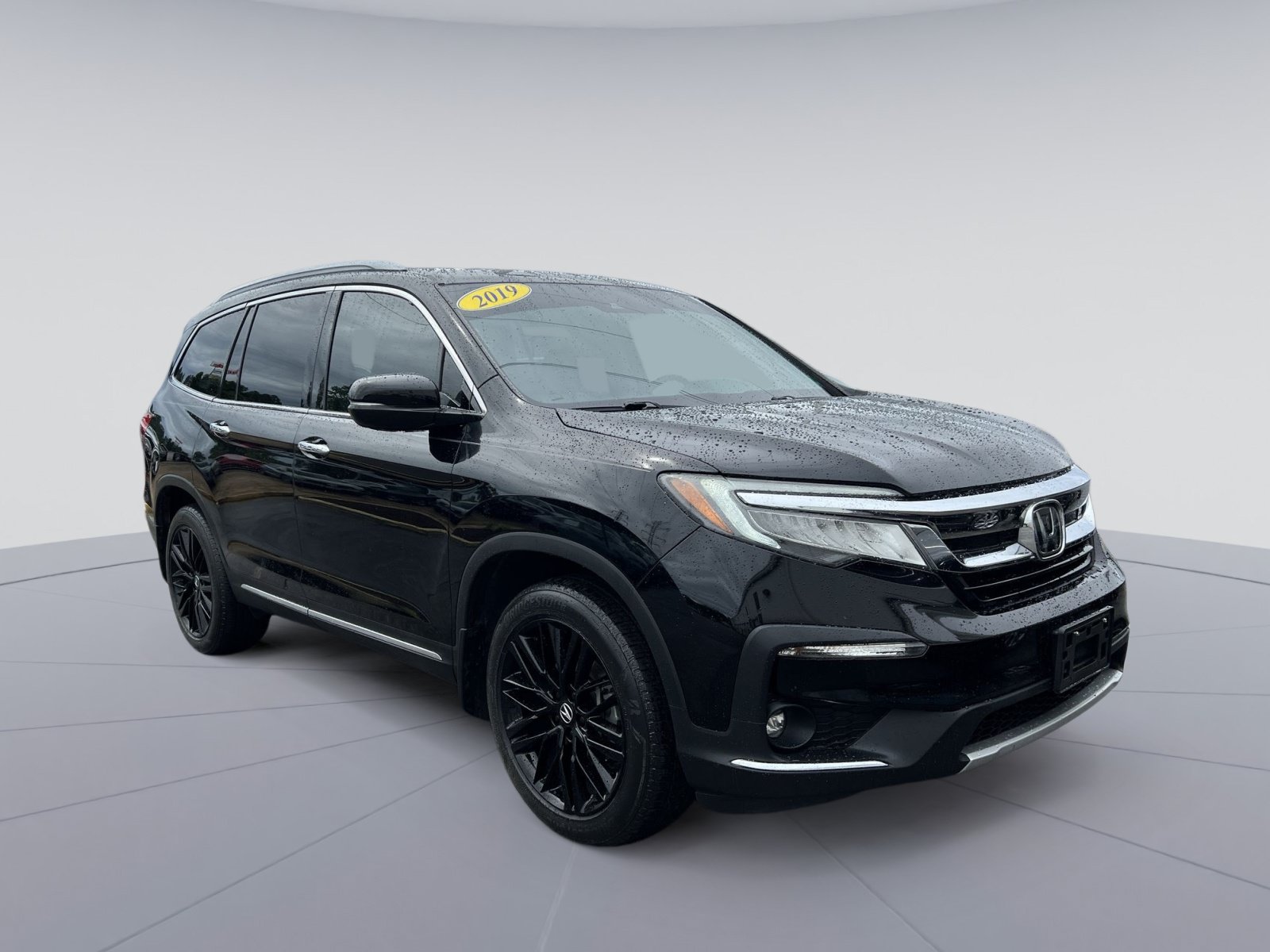 Used 2019 Honda Pilot Touring image 11