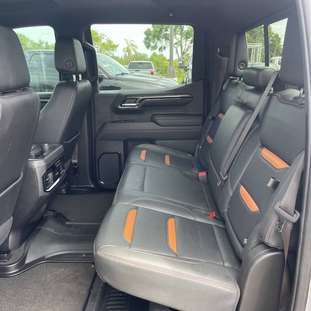 Used 2023 GMC Sierra 1500 AT4 w/ Technology Package AWD/4WD image 25