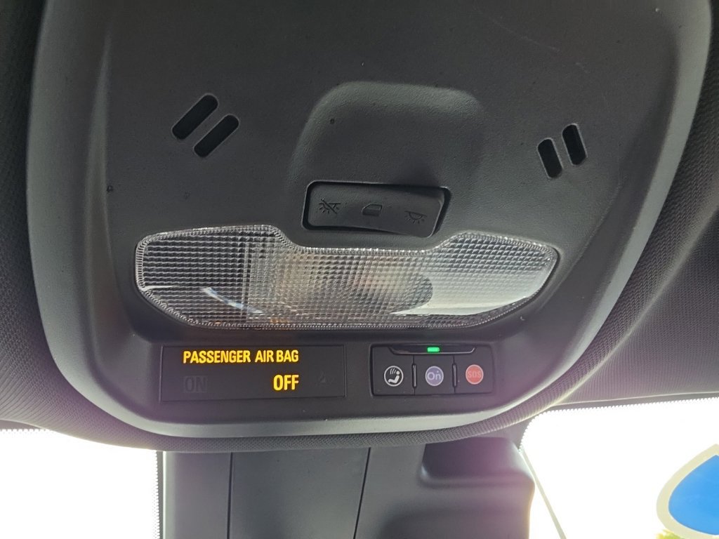 Certified 2024 Chevrolet Trax RS w/ Driver Confidence Package FWD image 13