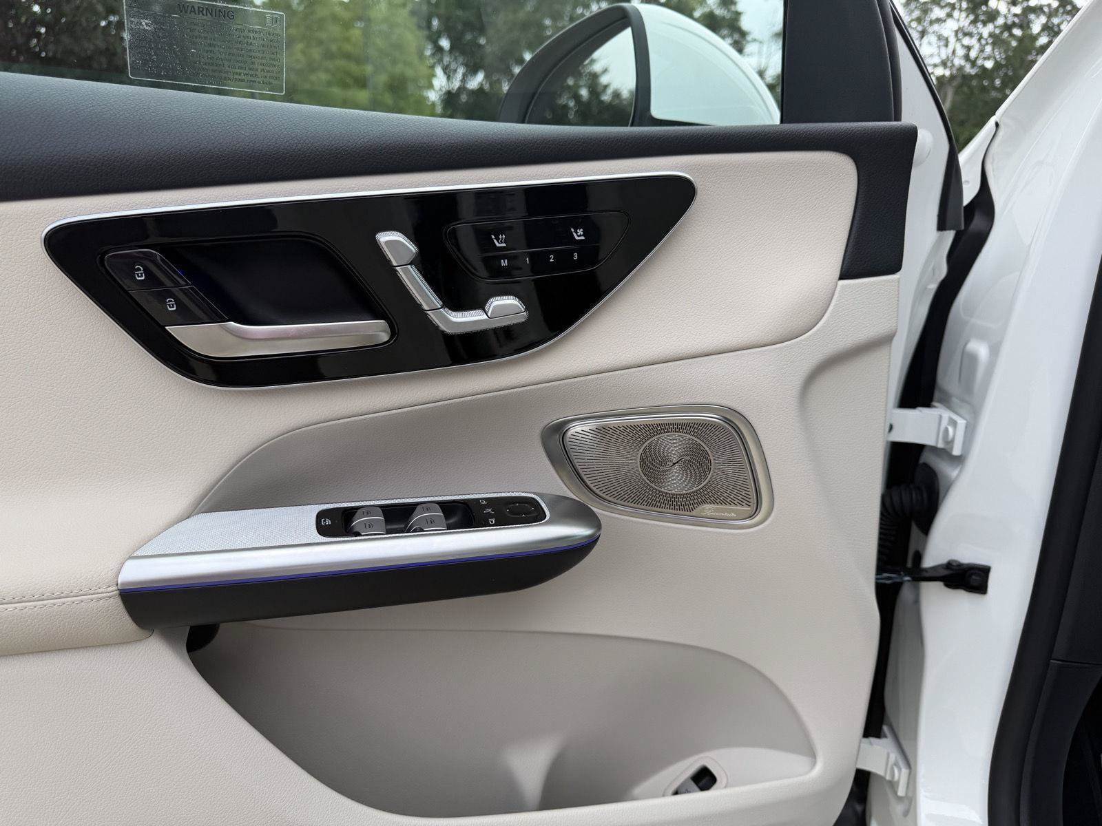 Certified 2026 Mercedes-Benz GLC 300 image 6