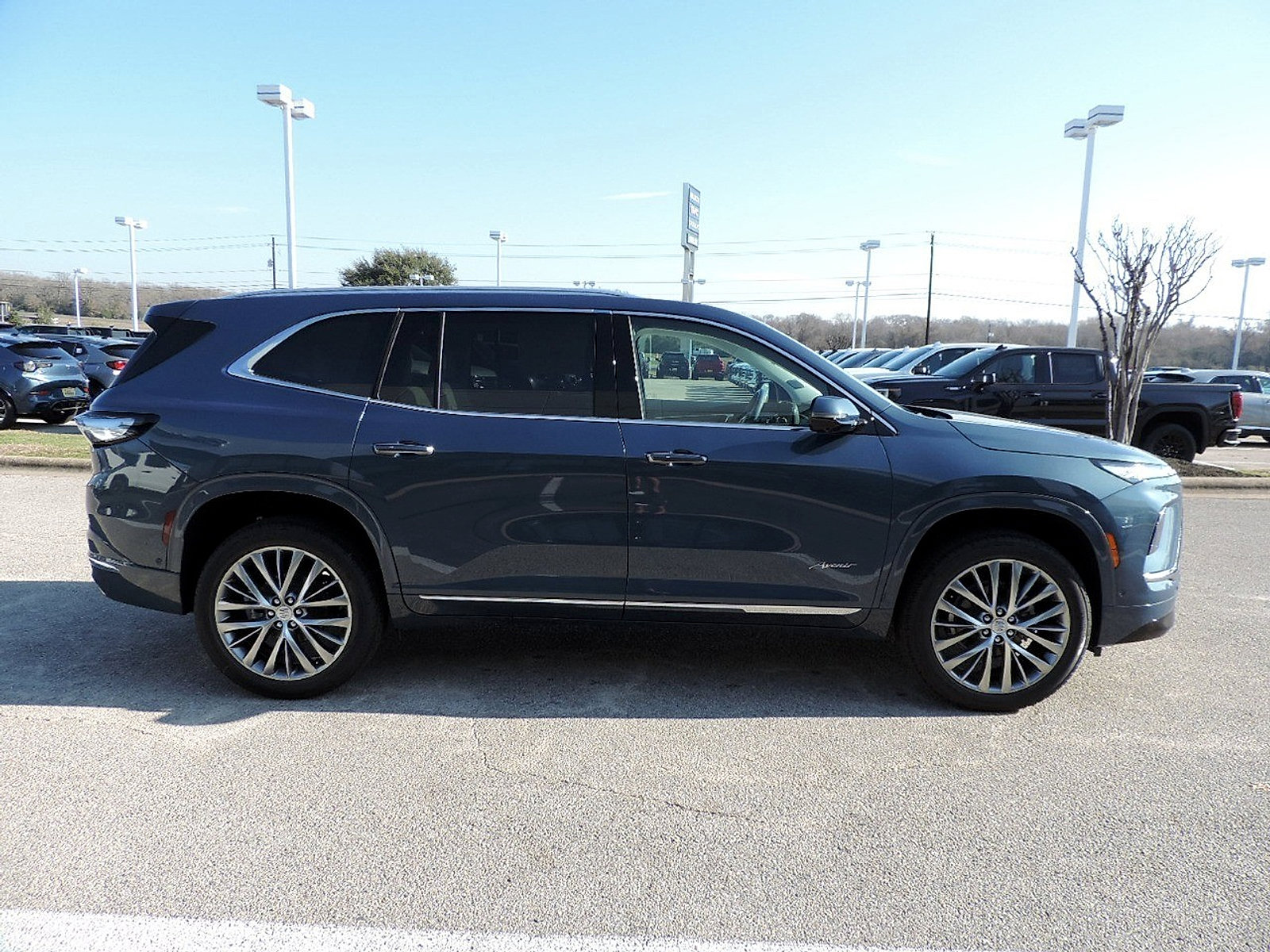 New 2026 Buick Enclave Avenir w/ Super Cruise Package image 4