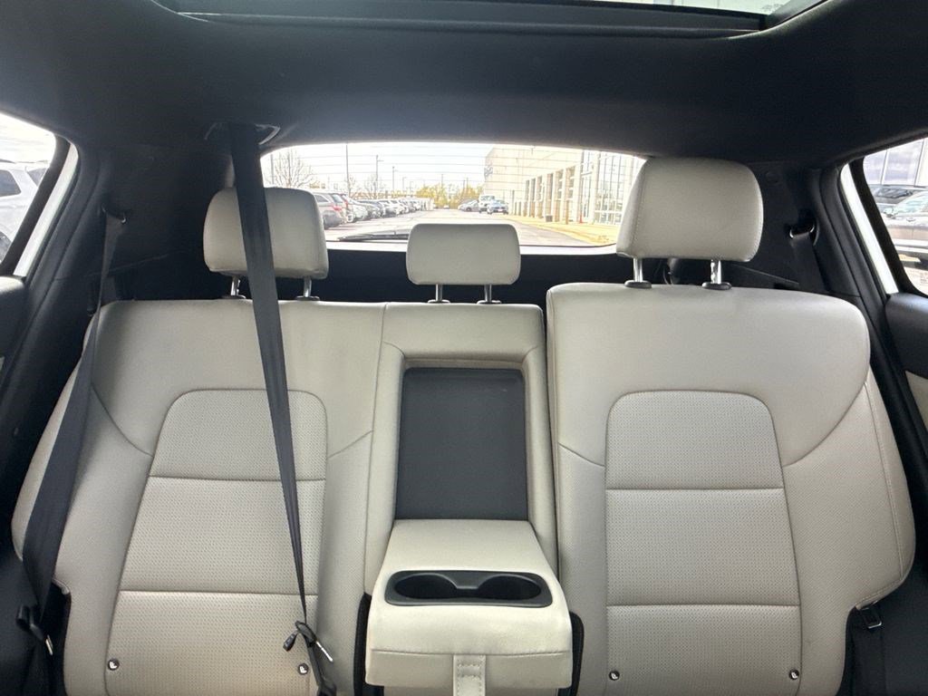 Used 2021 Kia Sportage S w/ S AWD Premium Package image 18