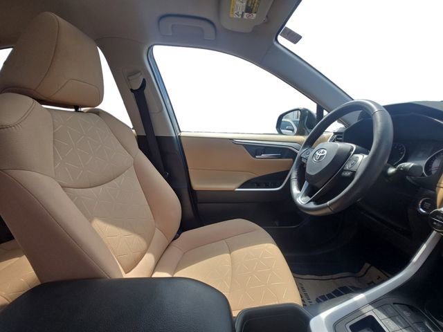 Certified 2022 Toyota RAV4 XLE w/ Convenience Package image 16
