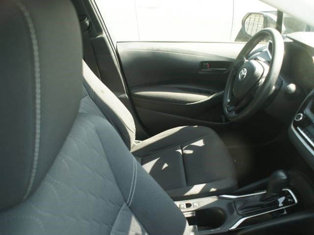 Used 2023 Toyota Corolla LE w/ LE Premium Package FWD image 4