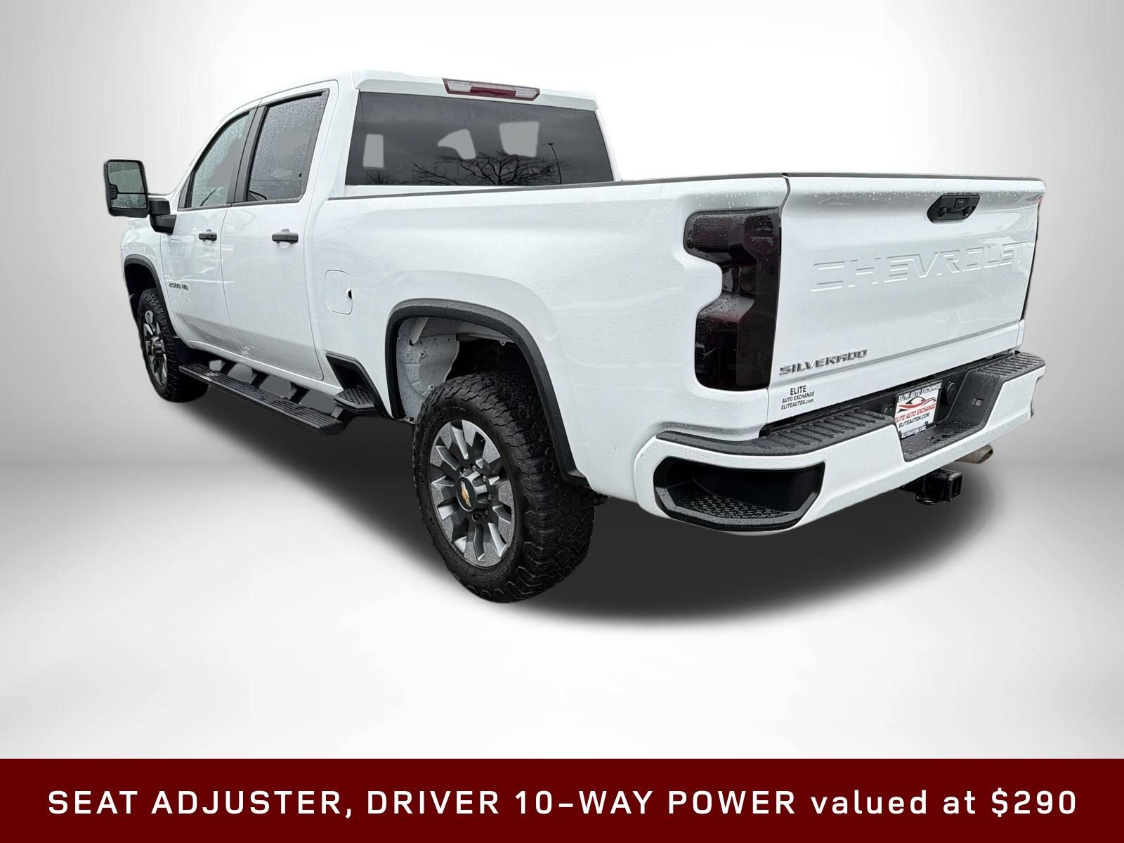 Used 2022 Chevrolet Silverado 2500 Custom w/ Custom Convenience Package AWD/4WD image 6