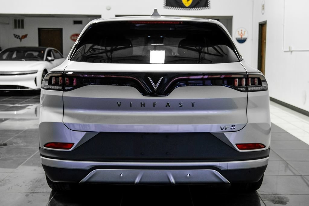 Used 2023 VinFast VF 8 Eco AWD/4WD image 11